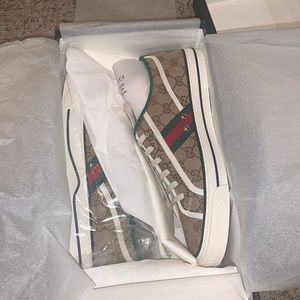 Men’s GG Gucci Sneakers
